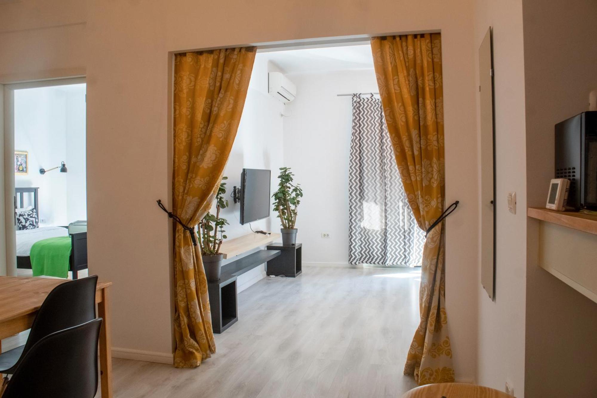 Domus Old Town Retreat Cozy & Central Βουκουρέστι Εξωτερικό φωτογραφία