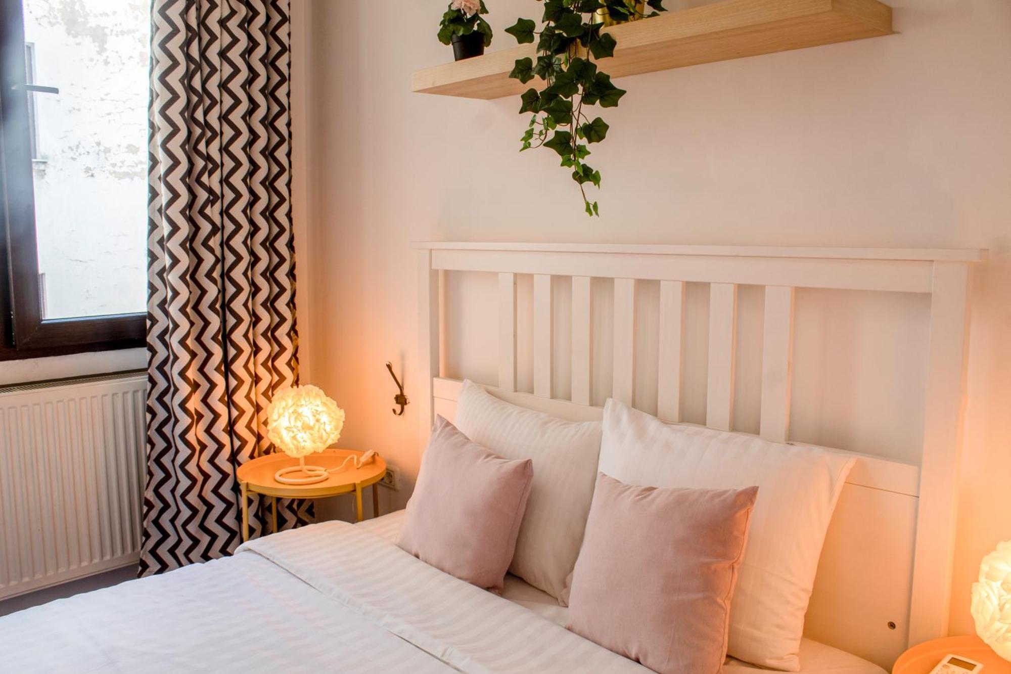 Domus Old Town Retreat Cozy & Central Βουκουρέστι Εξωτερικό φωτογραφία
